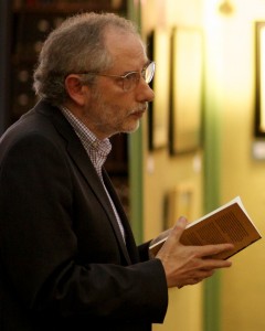 peter-robinson-at-the-portico-librarycropped-1